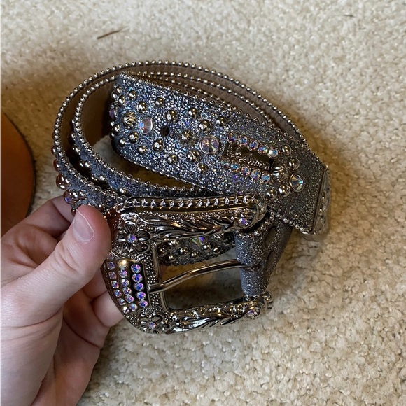 B.B Simon belt( silver) - Picture 2 of 5